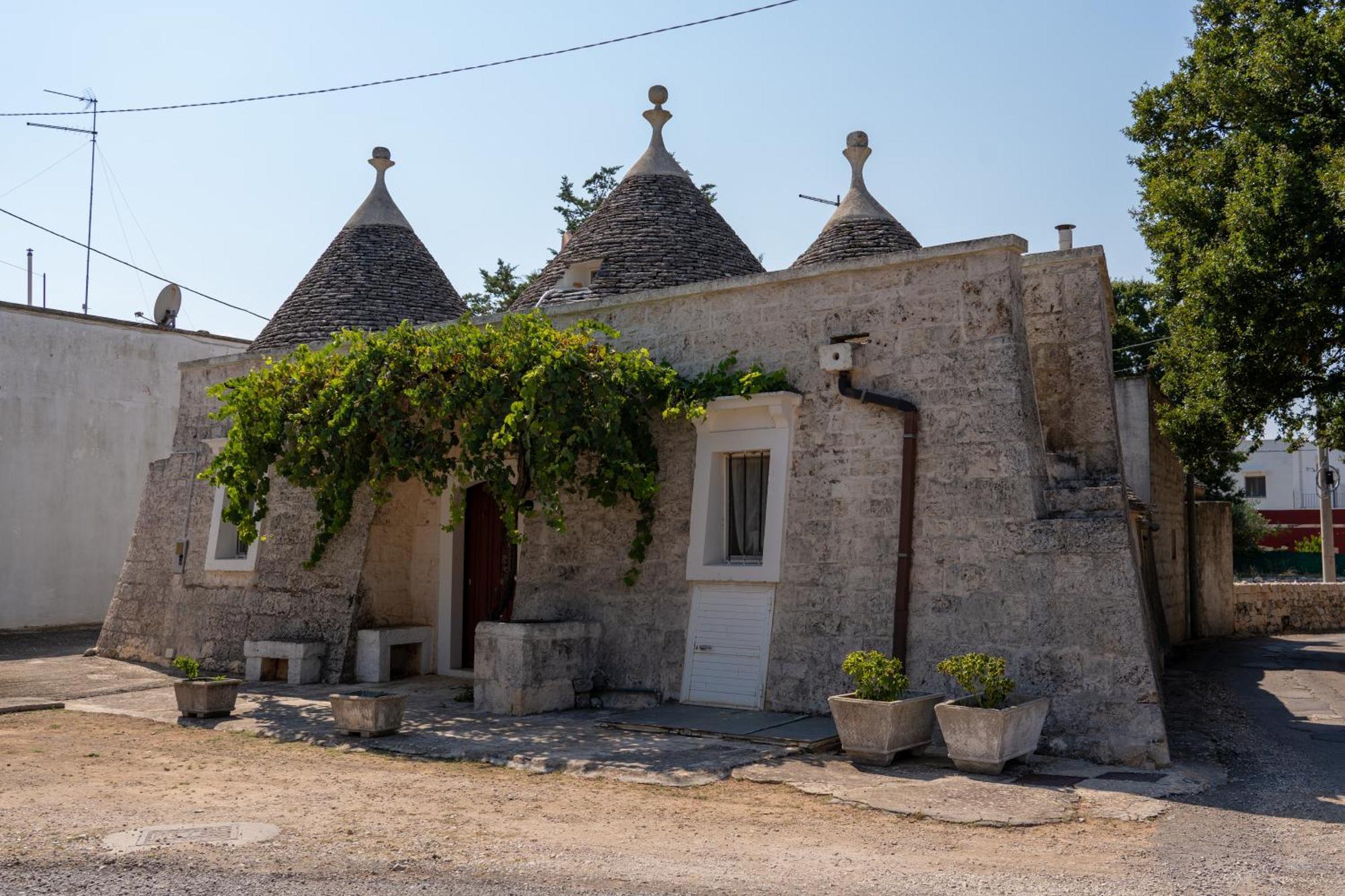 Trullo Vacanze Di Cumma Rosa Alberobello Exterior photo